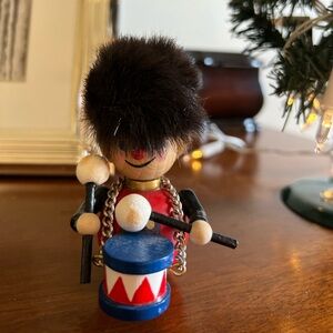 Vintage Steinbach Drummer ornament - Red and Black
